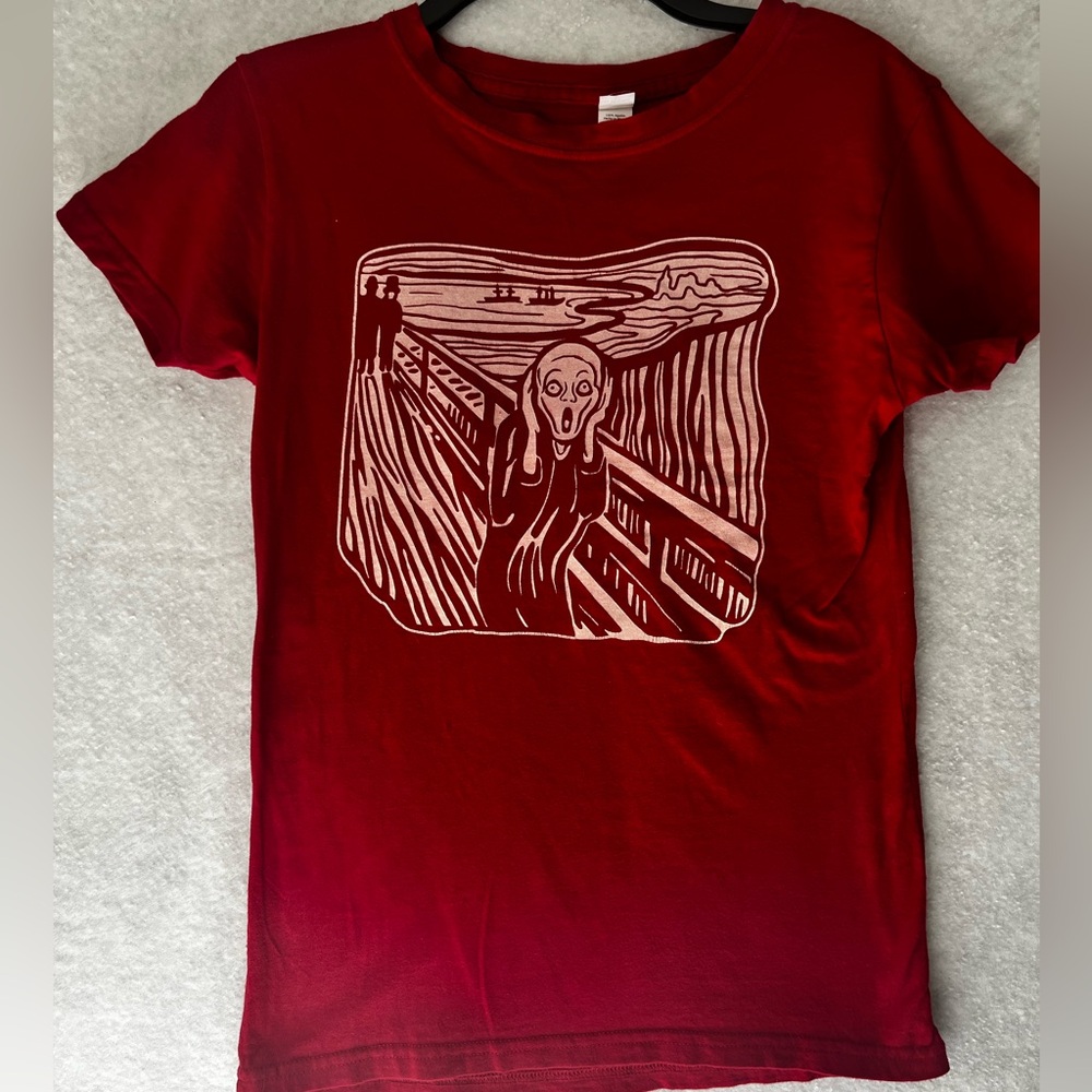 Tultex Red Edrand Munch’s  “The Scream” Women Tee Size Medium Goth Pop Culture